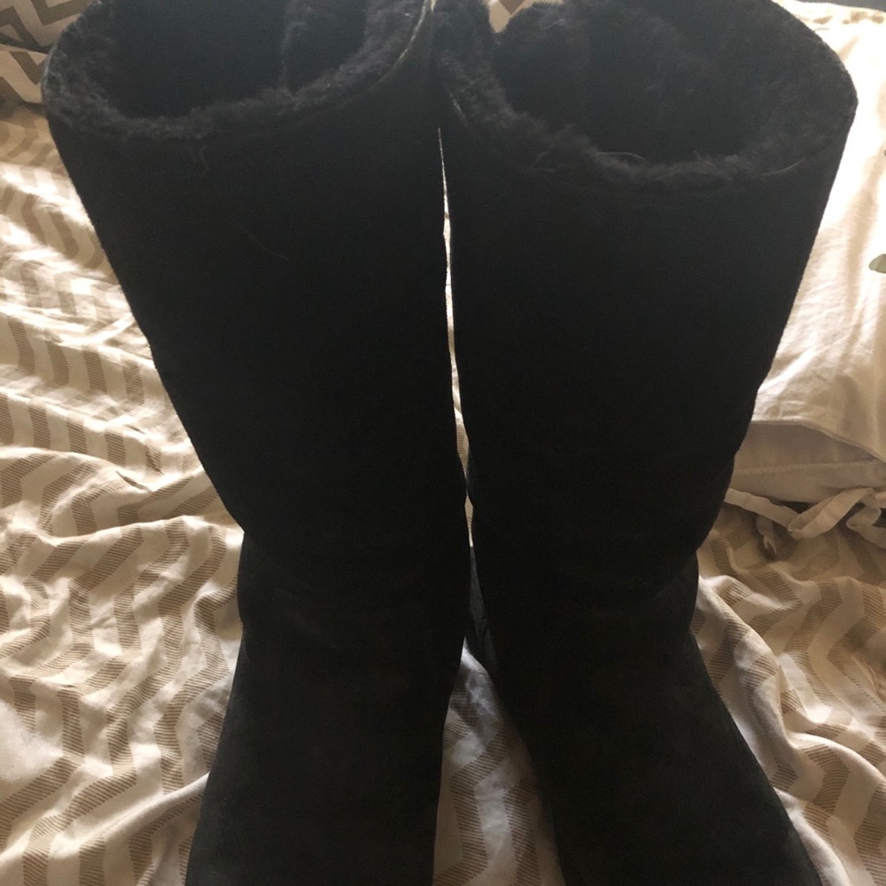 Black UGG boots